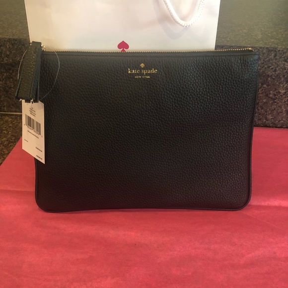 kate spade Handbags - NWT Authentic Kate Spade Makeup Bag/Clutch